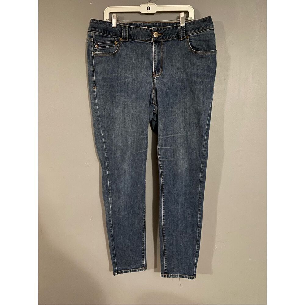 Lane Bryant Medium Wash Skinny Jeans Size 18 T
